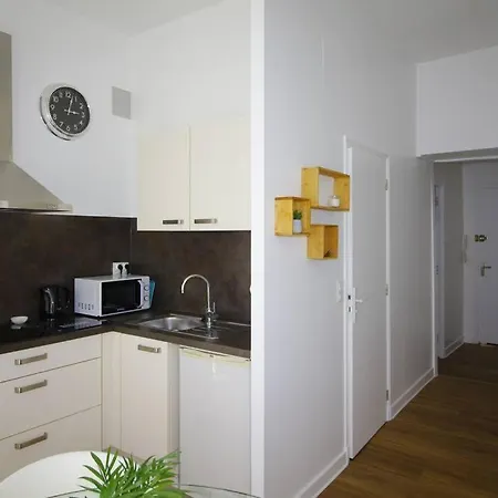 Quartier Historique Du Chateau Bel Appt Meuble Lägenhet *